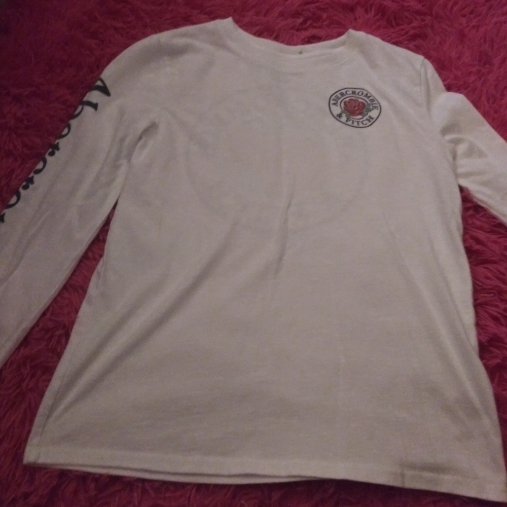 Abercrombie & Fitch tee
